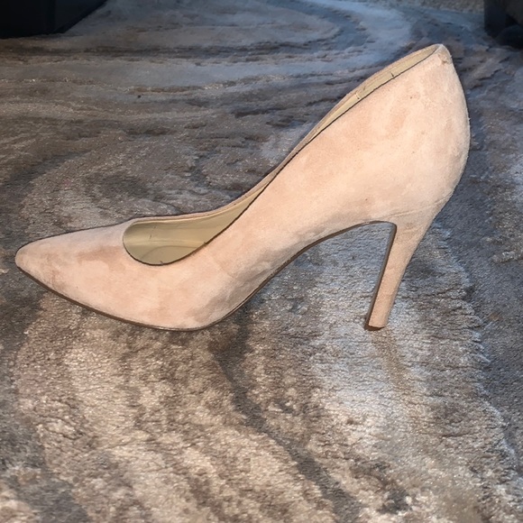 🔴NWT Out of stock! Saks 3.75”  Suede Stiletto Pumps - Picture 2 of 7